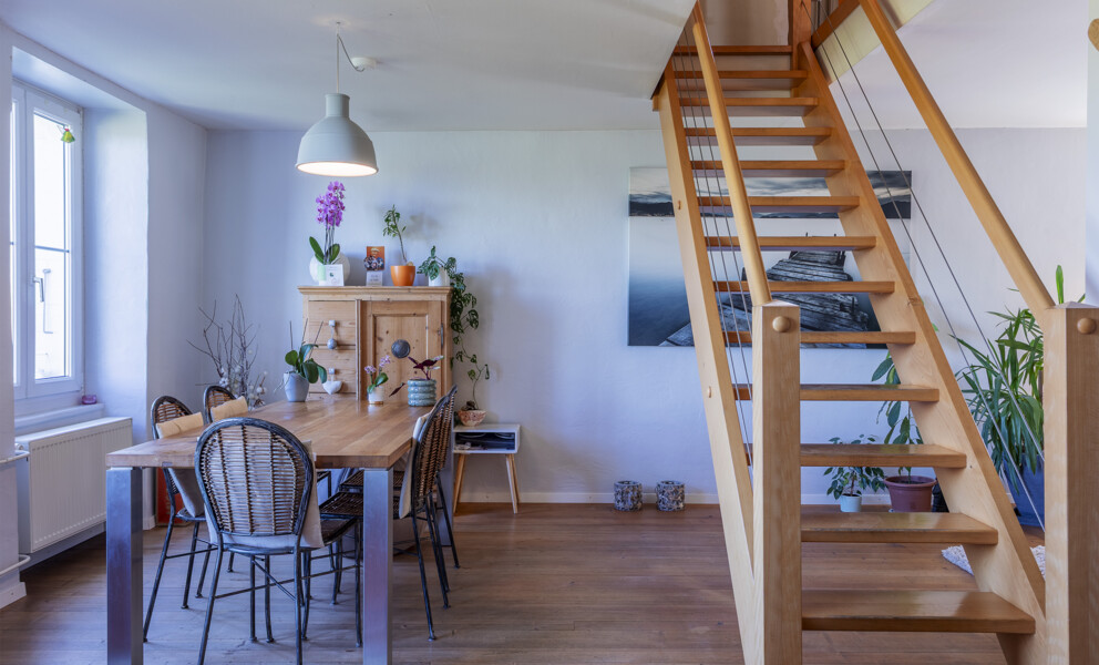 MAISON LOCATIVE (OU D'HABITATION) PARFAITEMENT SITUEE A CHAMPAGNE !