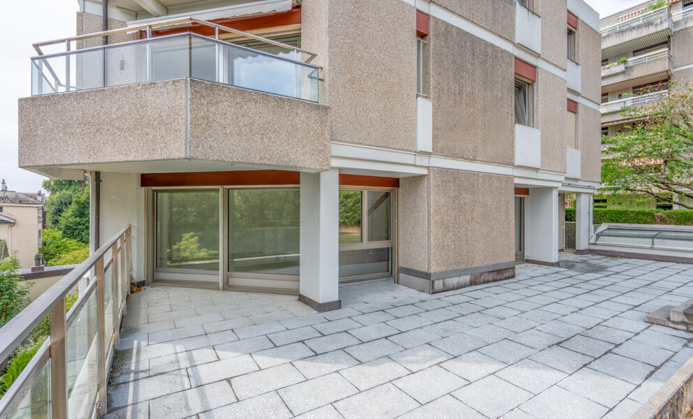 Duplex d’exception avec terrasse et jardin au cœur de Lausanne