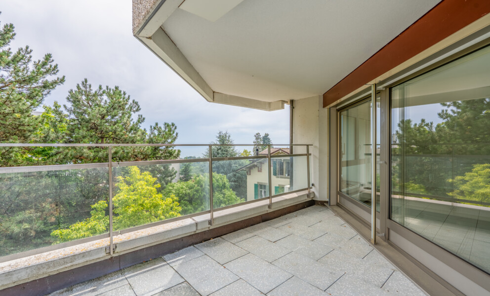 Duplex d’exception avec terrasse et jardin au cœur de Lausanne