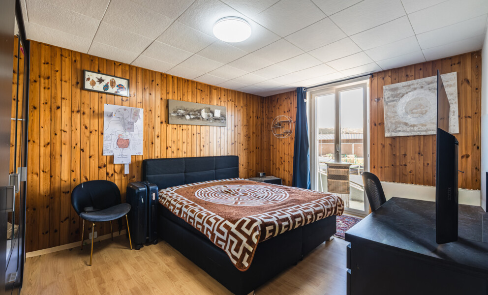 MAISON D'HABITATION AVEC POTENTIEL CONSTRUCTIBLE A CHAVORNAY