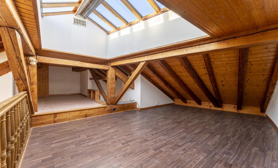 COUP DE COEUR ! EMPLACEMENT PARFAIT EN VILLE !