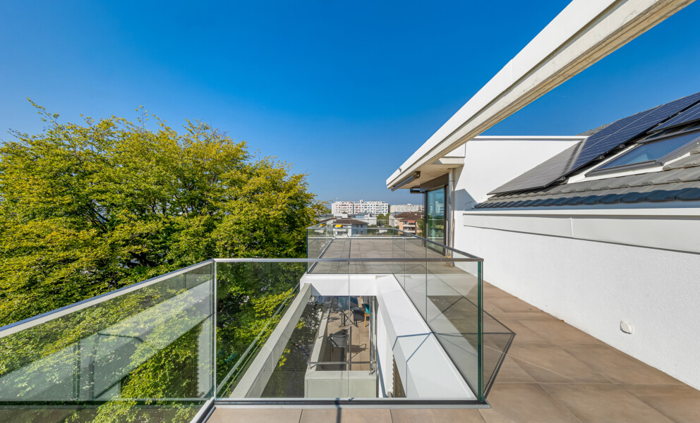 UNIQUE ! ATTIQUE NEUF ET DISPONIBLE DE SUITE !