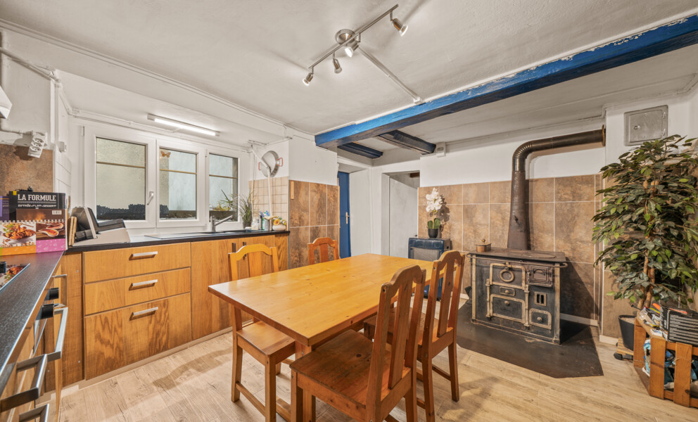 Maison villageoise de deux appartement avec potentiel d'agrandissement