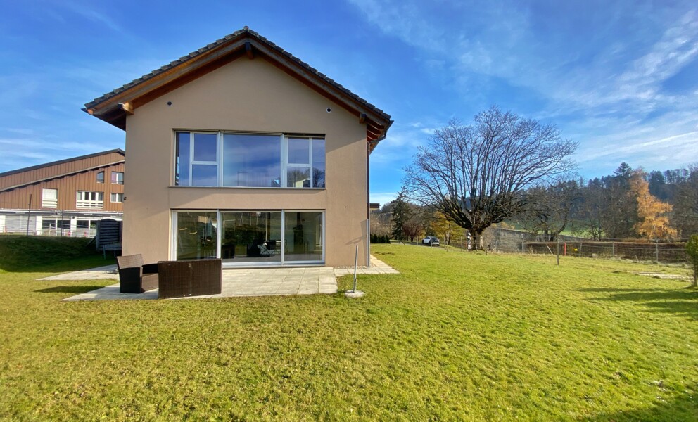 MAISON D'ARCHITECTE AU COEUR DE LA NATURE