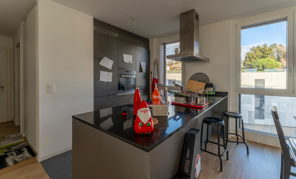 OPPORTUNITÉ ! EMPLACEMENT IDÉAL PROCHE DE TOUT!