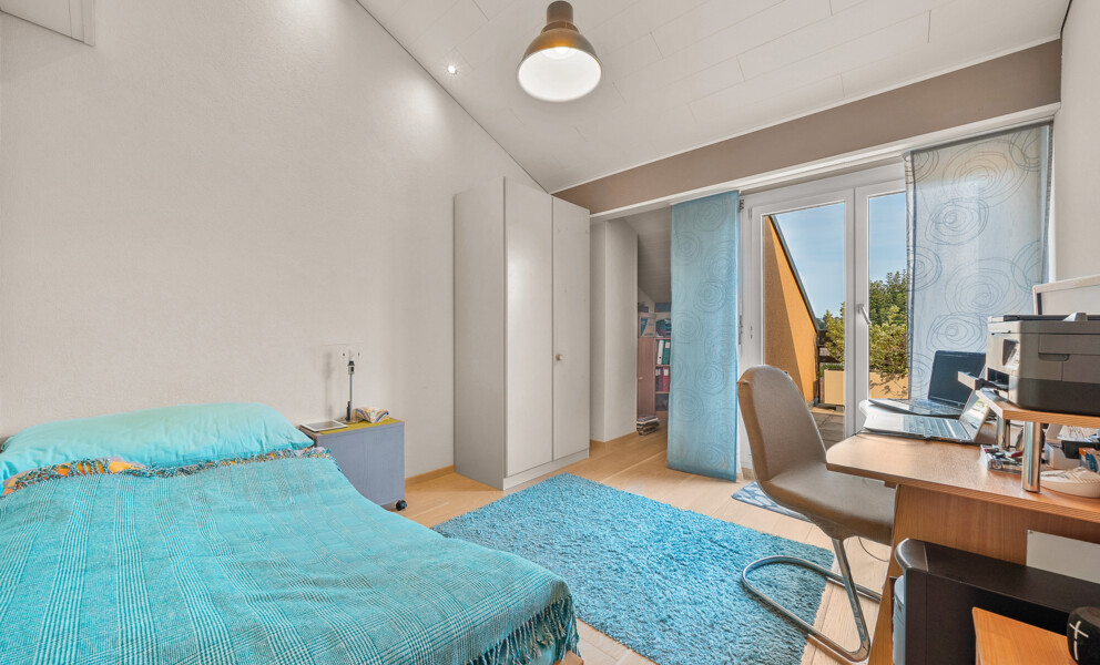 MAISON FAMILIALE LUMINEUSE À ECHANDENS