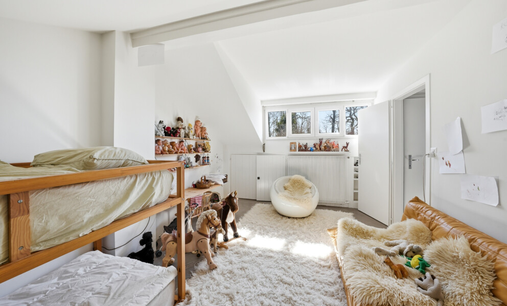 EN EXCLUSIVITÉ - Élégante villa rénovée dans un cadre de vie paisible