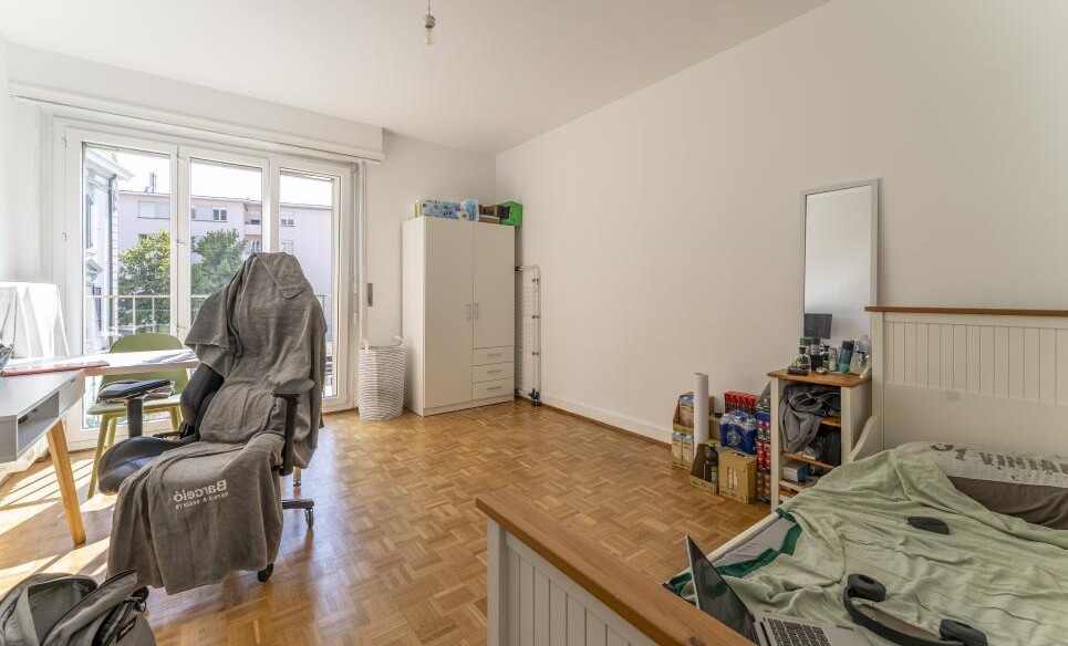 EMPLACEMENT RARE, À DEUX PAS DU CENTRE-VILLE !