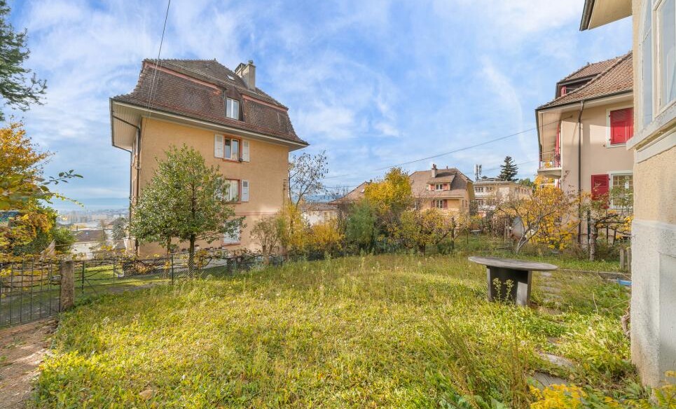 MAISON INDIVIDUELLE AVEC JARDIN 