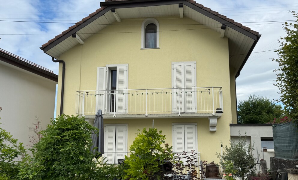 VILLA LOCATIVE IDÉALEMENT SITUÉE À 5 MINUTES DE LAUSANNE (CRISSIER) !