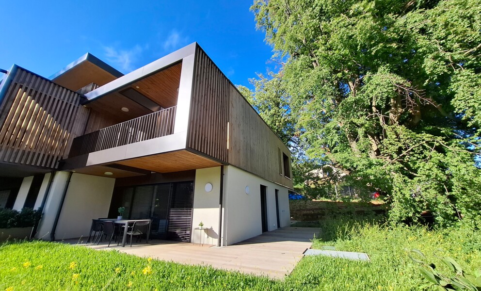 L'impossible rendu possible ! Duplex neufs dans une oasis de verdure à deux pas du M2