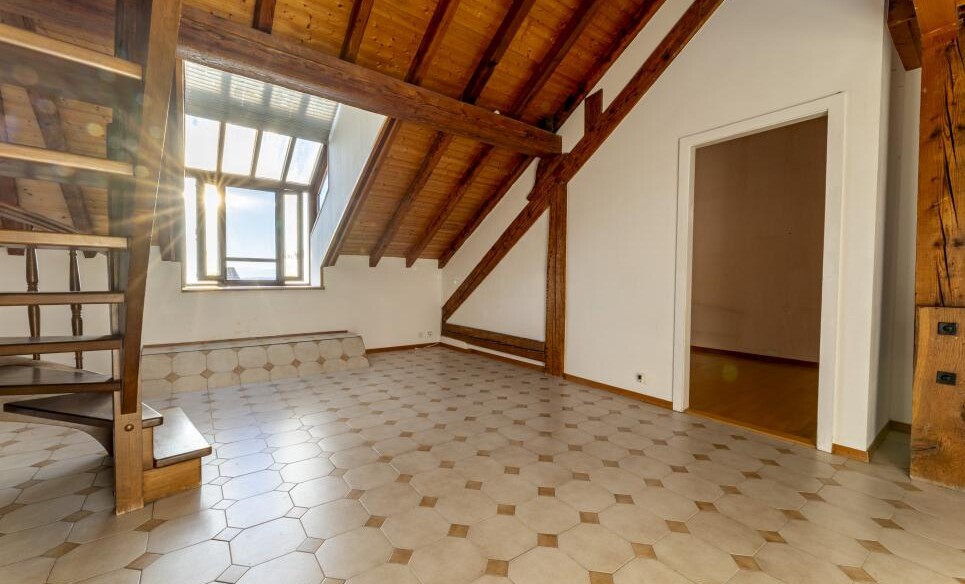 COUP DE COEUR ! EMPLACEMENT PARFAIT EN VILLE !