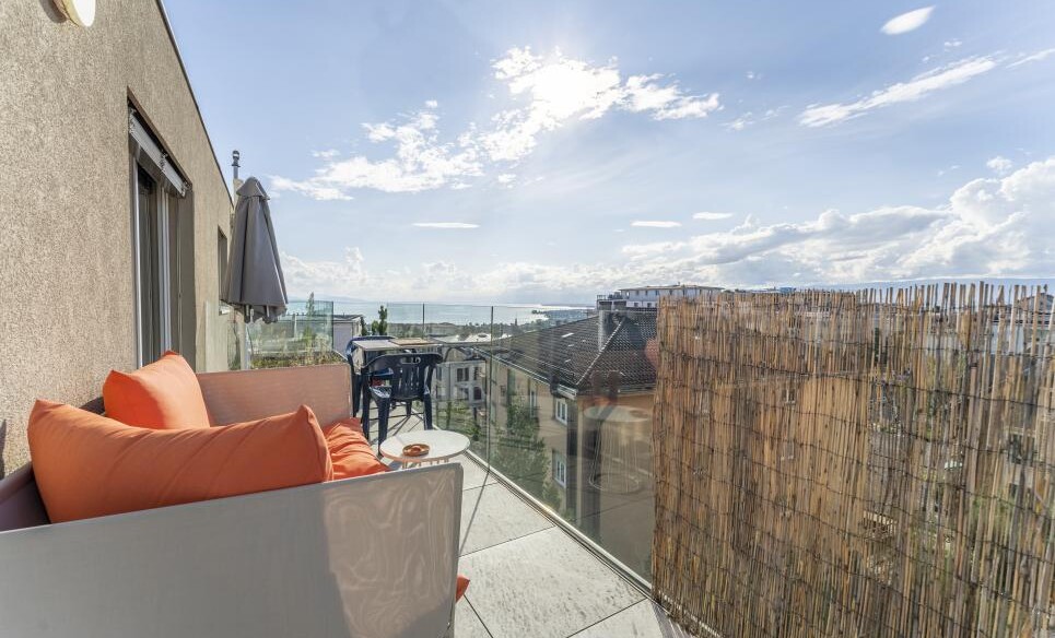 RARE ! ATTIQUE À DEUX PAS DU CENTRE-VILLE !