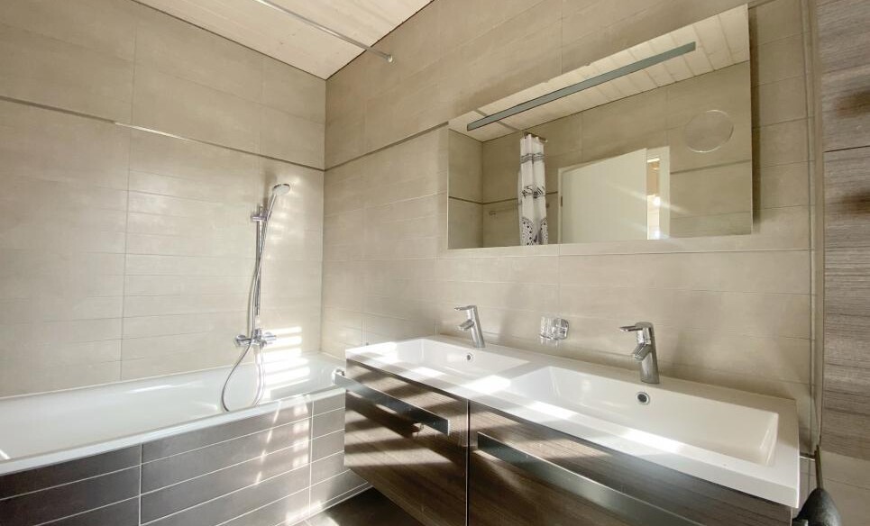 MAISON D'ARCHITECTE AU COEUR DE LA NATURE