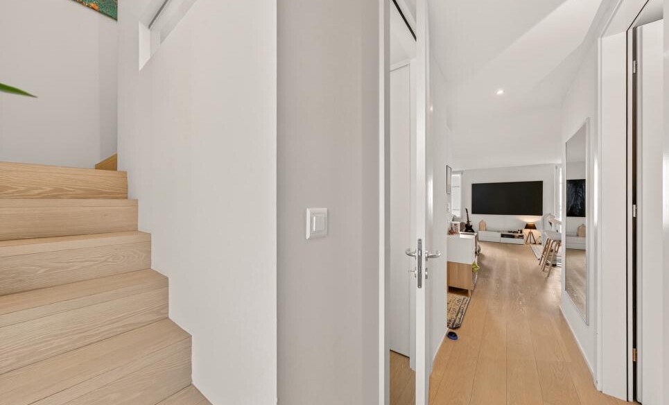 ATTIQUE AVEC VUE PANORAMIQUE - SOUS GARE