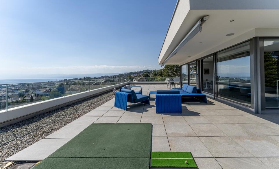 LE PLUS BEL ATTIQUE DE PULLY